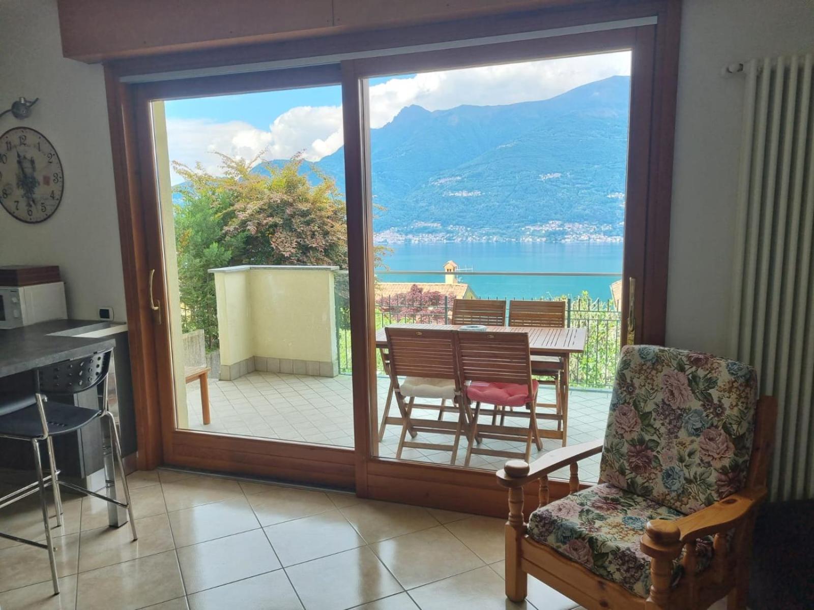 Apartment With Garden And Terrace Beautiful Lake View Bellano Bagian luar foto