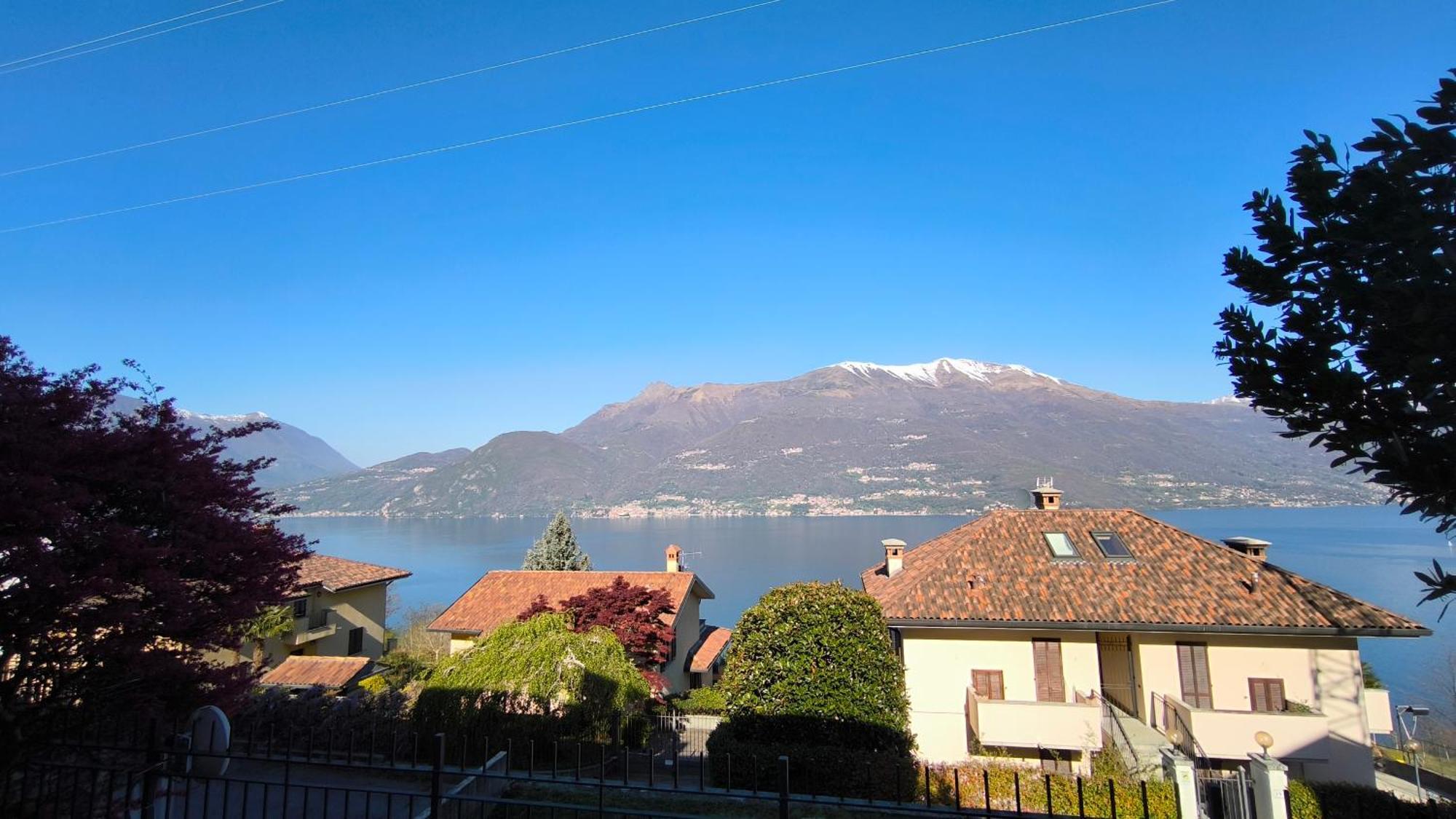 Apartment With Garden And Terrace Beautiful Lake View Bellano Bagian luar foto