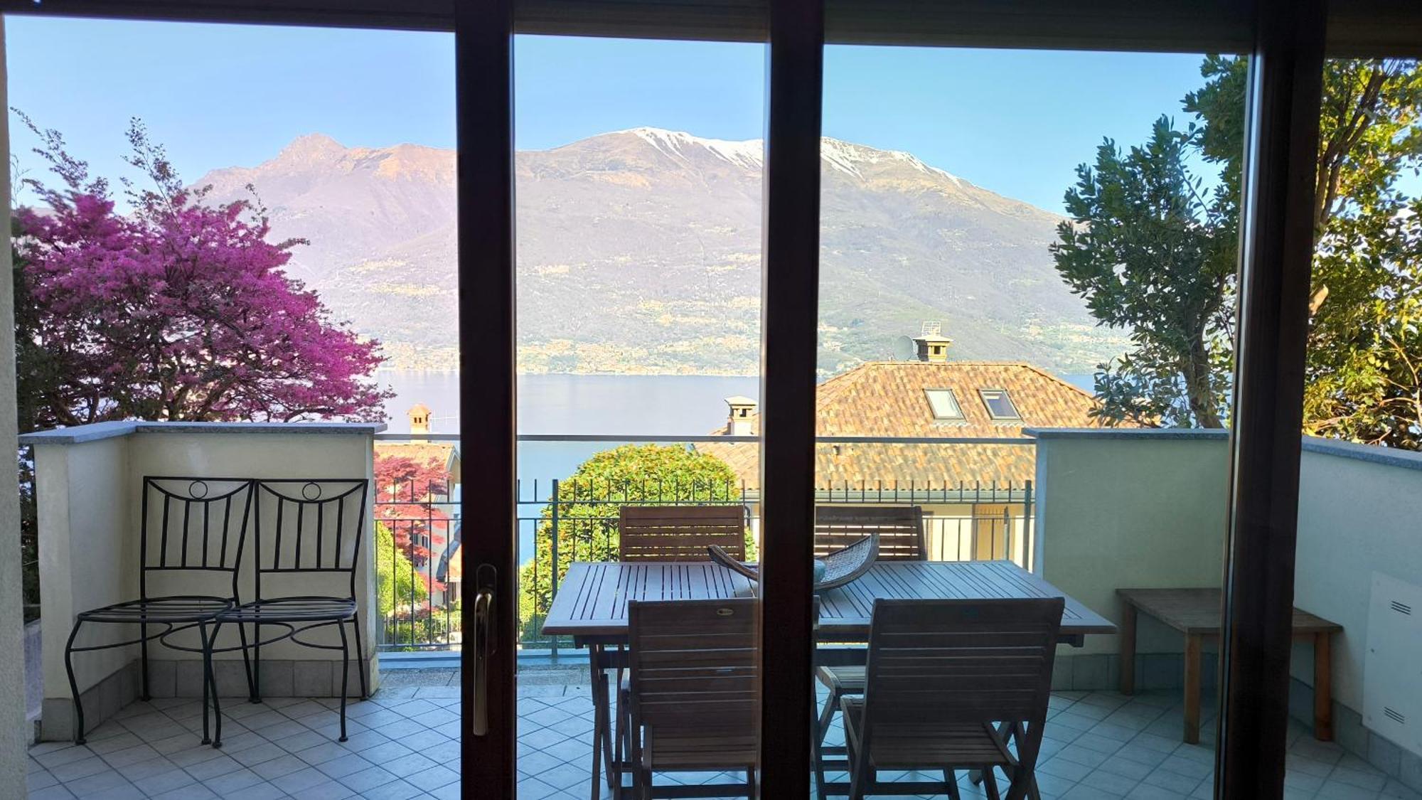 Apartment With Garden And Terrace Beautiful Lake View Bellano Bagian luar foto